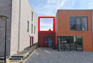 het-gaat-om-de-vergunning-voor-een-verdieping-op-de-rode-garage